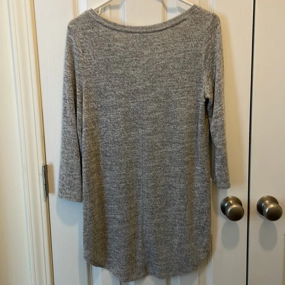NWOT Maurice’s tunic top gray |Small 3/4” sleeve - Picture 5 of 7